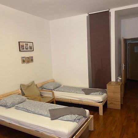 Apartments Spolkova Брно Экстерьер фото