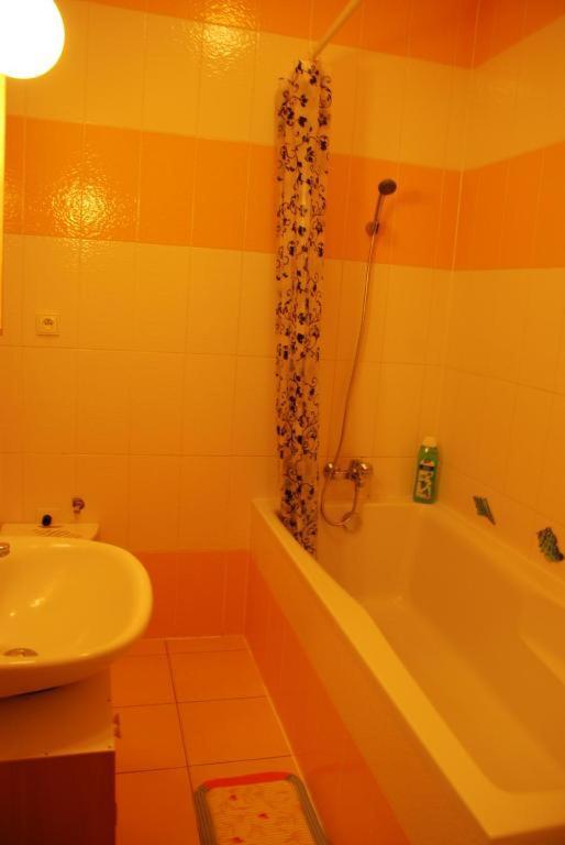 Apartments Spolkova Брно Экстерьер фото