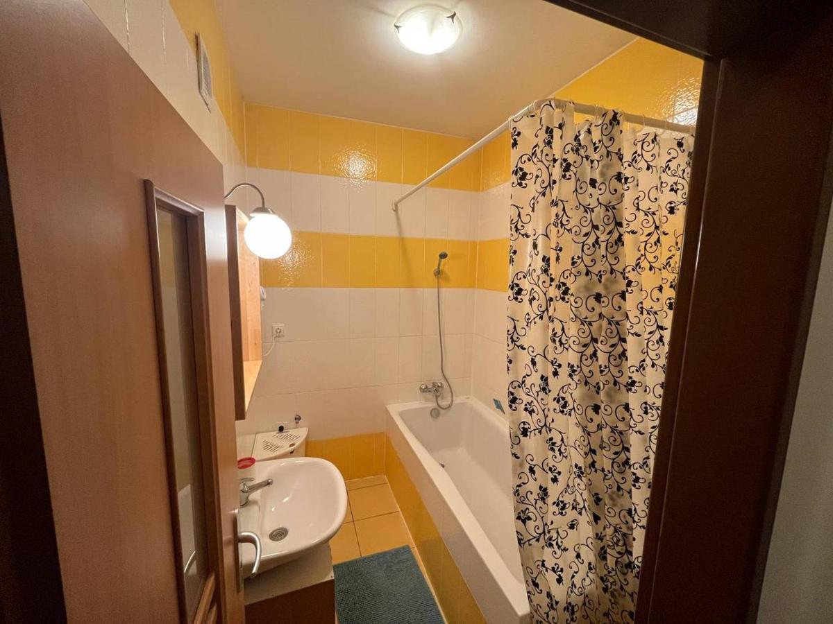 Apartments Spolkova Брно Экстерьер фото